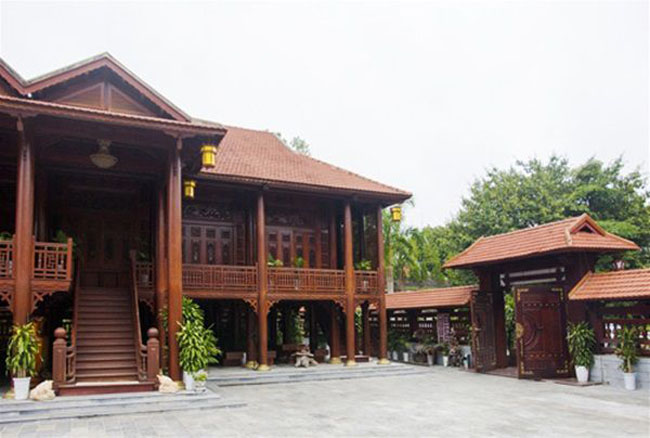 3 mẫu nhà sàn bằng gỗ Lim đẹp hút hồn - Nhagohoanggia.com